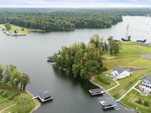 349 Elk Creek Lndg, Mineral, VA 23117