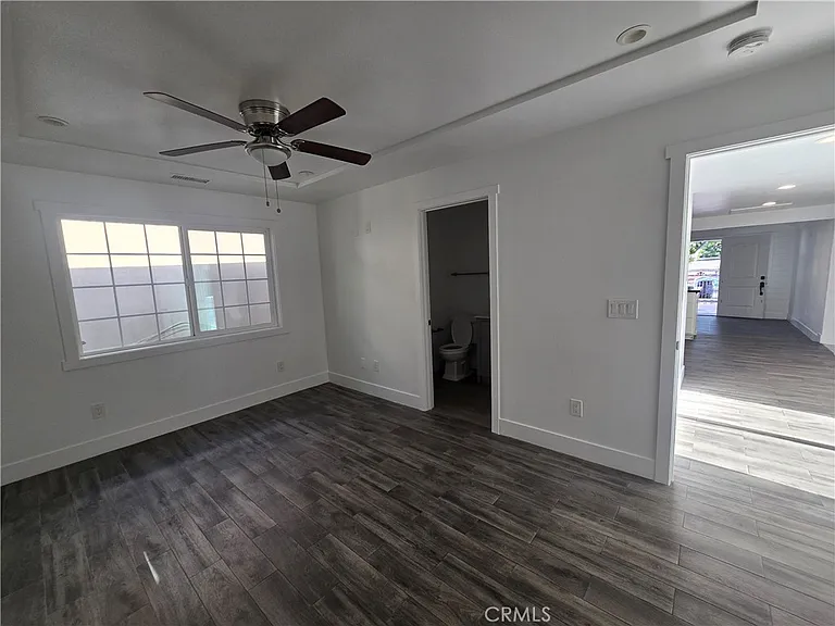 217 E Belmont St — Photo 7