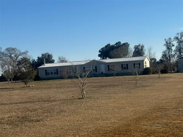 2996 County Road 4 Rd, Gordon, AL 36343