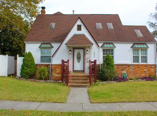 233 Sandpiper Dr, Portsmouth, VA 23704