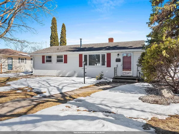 1623 Jay Ln, Green Bay, WI 54304