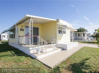 1810 SW 84th Ave, Davie, FL 33324