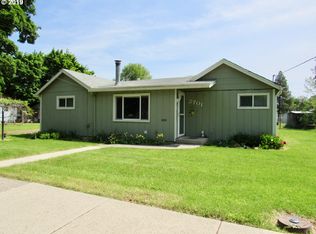 2701 N 4th St, La Grande, OR 97850