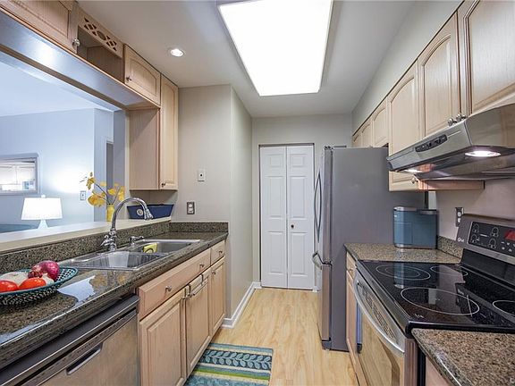 5th image of 4631 Four Seasons Ter Unit D