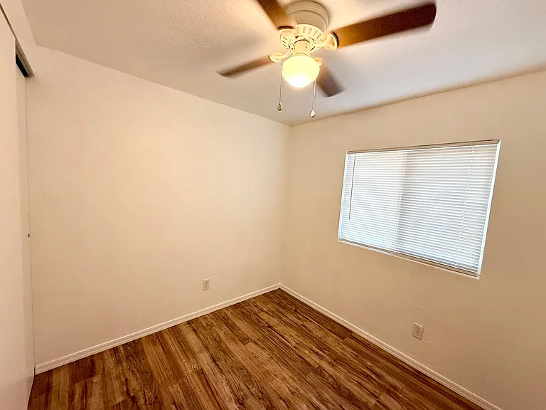 950 Tumbleweed Dr — Photo 8
