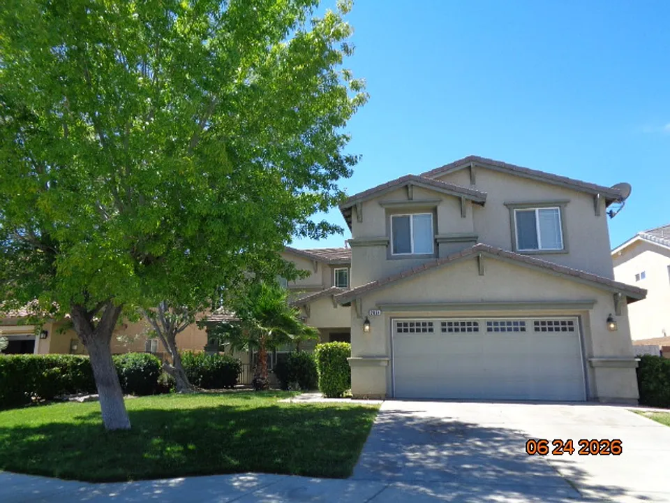2064 W Avenue K #6