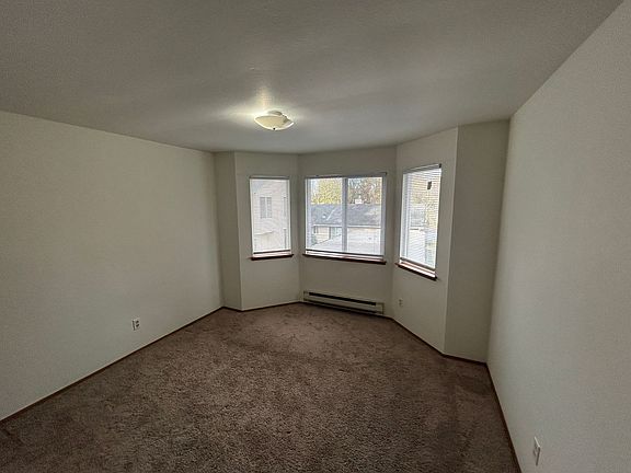 5th image of 1002 10th St NE #D9deadce1