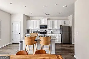 1006 Bayrose Cir — Photo 11