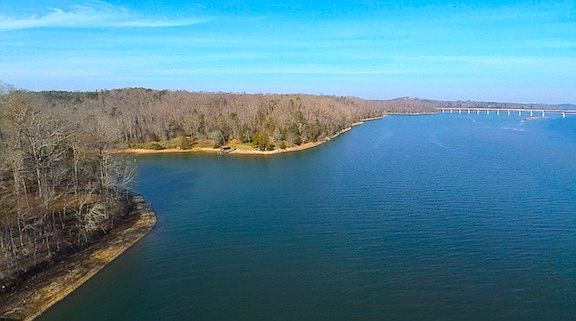 2nd image of 15957 Channel Pointe Dr