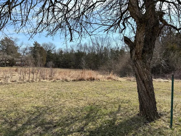 31 Lick Creek Estates Pl, Perry, MO 63462