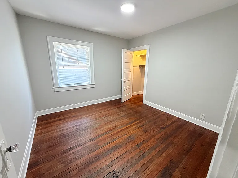 4115 N College Ave — Photo 37