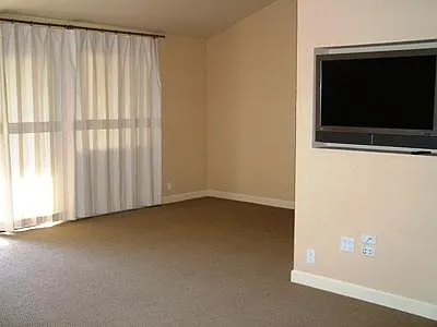 27 Fairways Dr photo 1