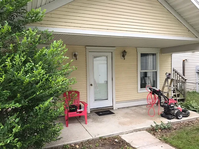 135 Hamilton Pl #A — Photo 1