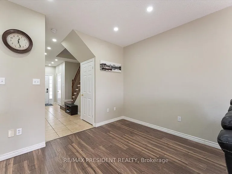 285 Southbrook Dr — Photo 19