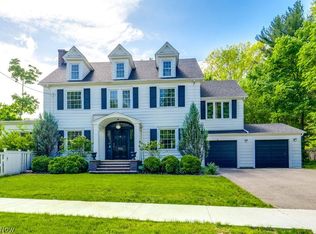 456 Merriman Rd, Akron, OH 44303