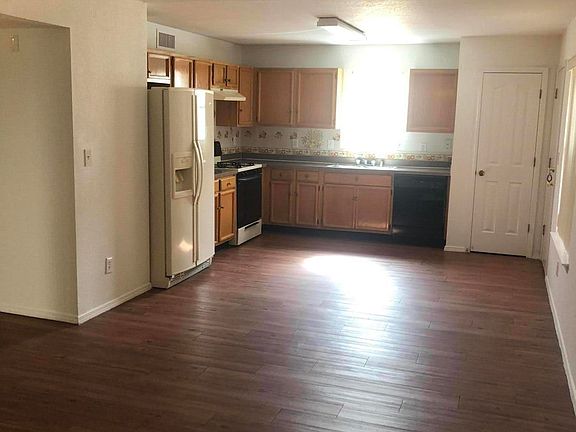 3rd image of 12017 Greenveil Dr