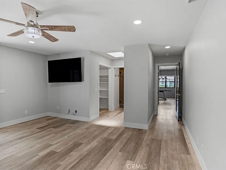 24050 Canyon Lake Dr N — Photo 19