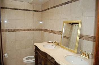 4th image of 263 Secatogue Ln