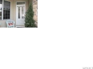 23 Alta Dr, Wappingers Falls, NY 12590