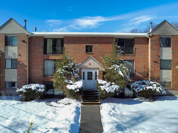 2 brookside Drive #1, Exeter, NH 03833