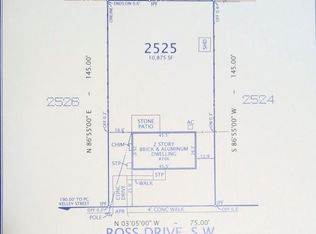 206 Ross Dr SW, Vienna, VA 22180