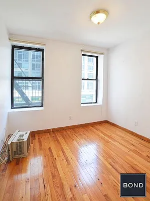 Rented by Bond New York | media 17