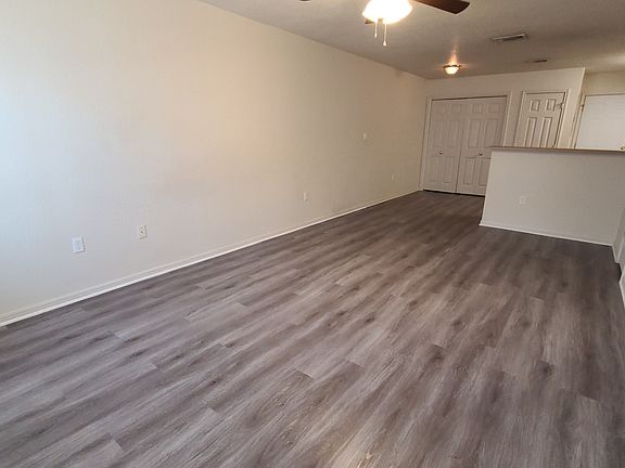 2nd image of 811 Industrial Ave APT C