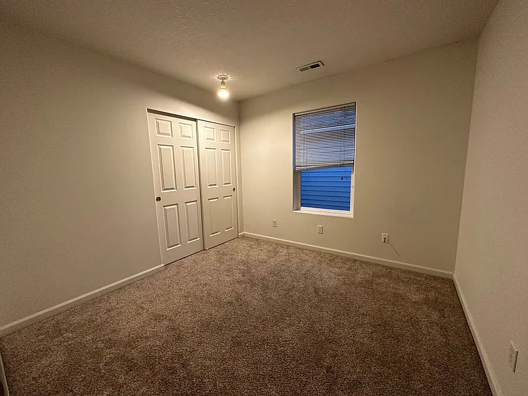5721 NE Canard Ct — Photo 13