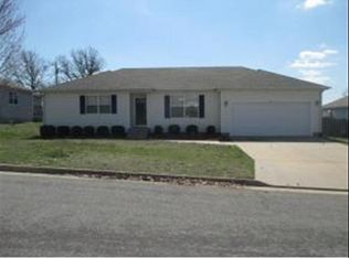 4216 W 27th St, Joplin, MO 64804