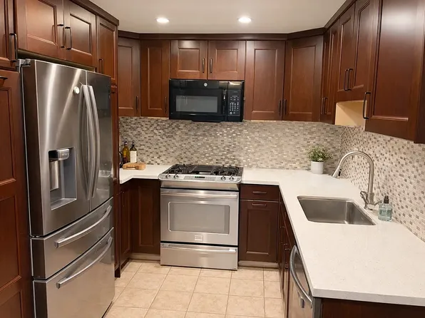 17914 Magnolia Blvd Unit 302, Encino, CA 91316