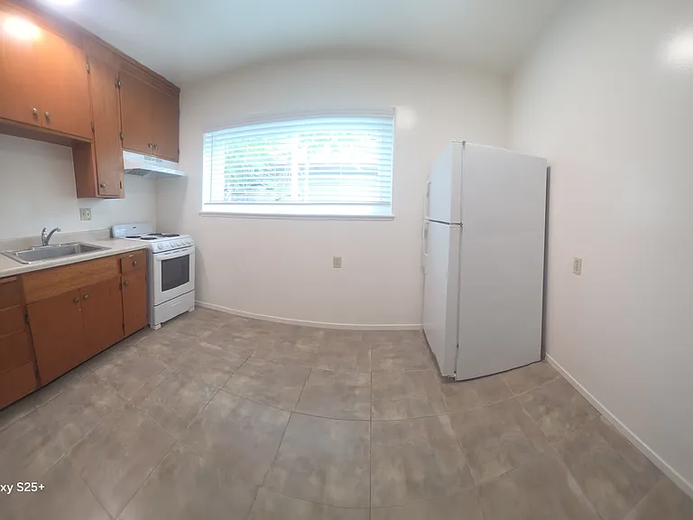 415 S 8th St #1 — Photo 1