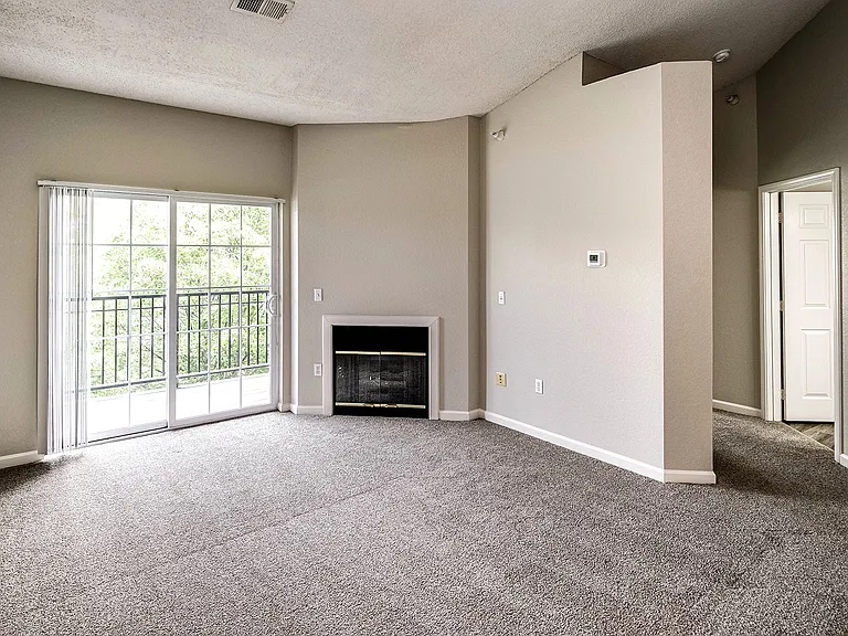 Autumn Grove Apartments — Photo 28