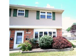 31501 Marginal Rd, Willowick, OH 44095