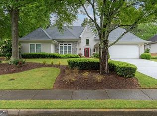 1810 Broadwell Oaks Dr, Alpharetta, GA 30004