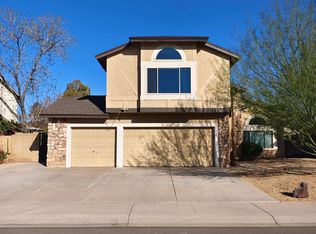 2825 N Villas Ln, Chandler, AZ 85224
