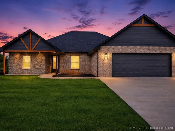 158 Sooner Dr, Stroud, OK 74079