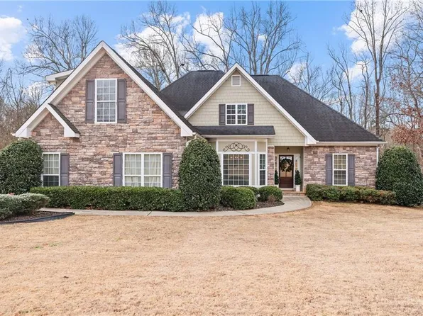 44 Overlook Trce, Commerce, GA 30529