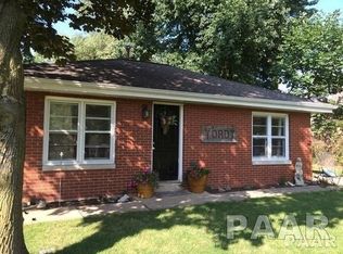 2857 W Jackson St, Morton, IL 61550