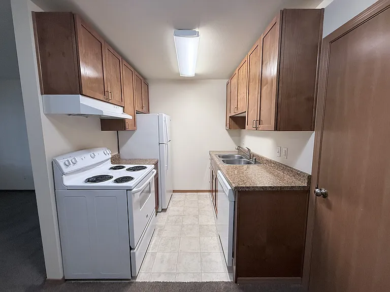 324 Avenue J #2 — Photo 8