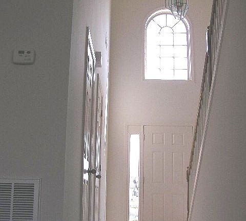 Two-story foyer