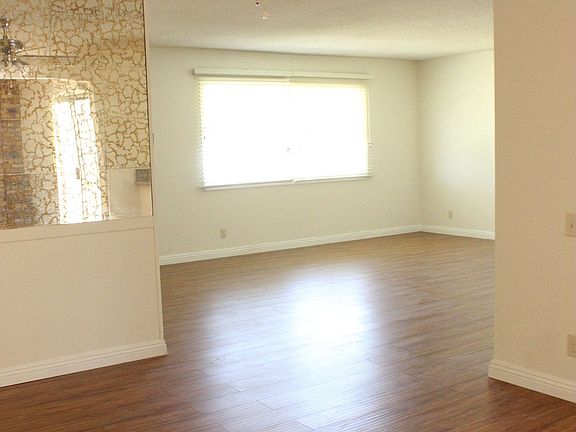 3rd image of 6901 Platt Ave