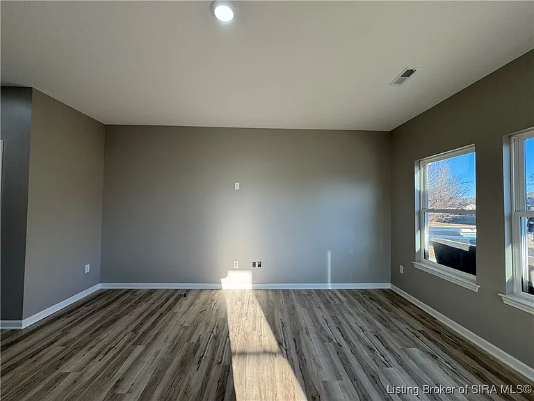 2022 N Greentree Blvd — Photo 6