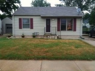 916 Lafollette Ave, Little Chute, WI 54140