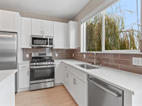 1627 S Cochran St, Spokane, WA 99224