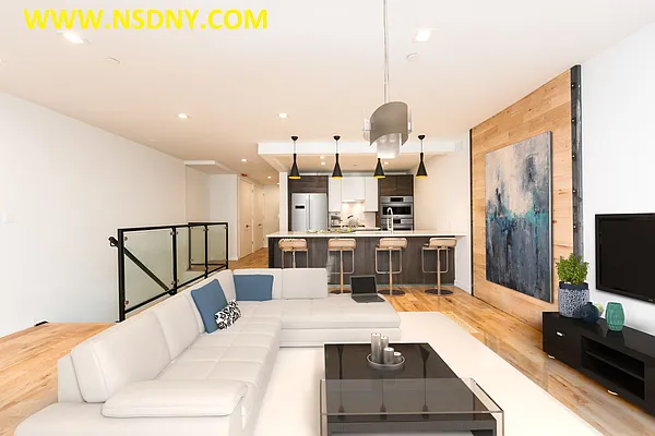 Sold by One Home Line Realty | media 2