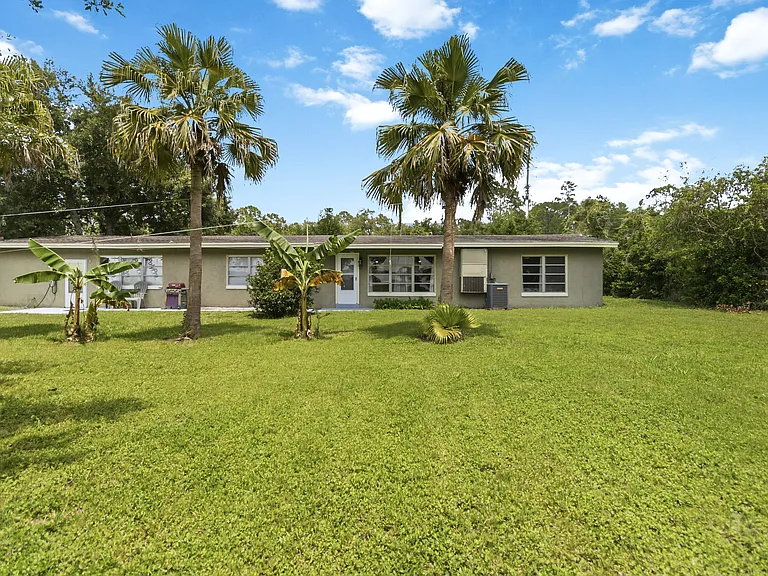 7912 Ficquette Rd — Photo 25