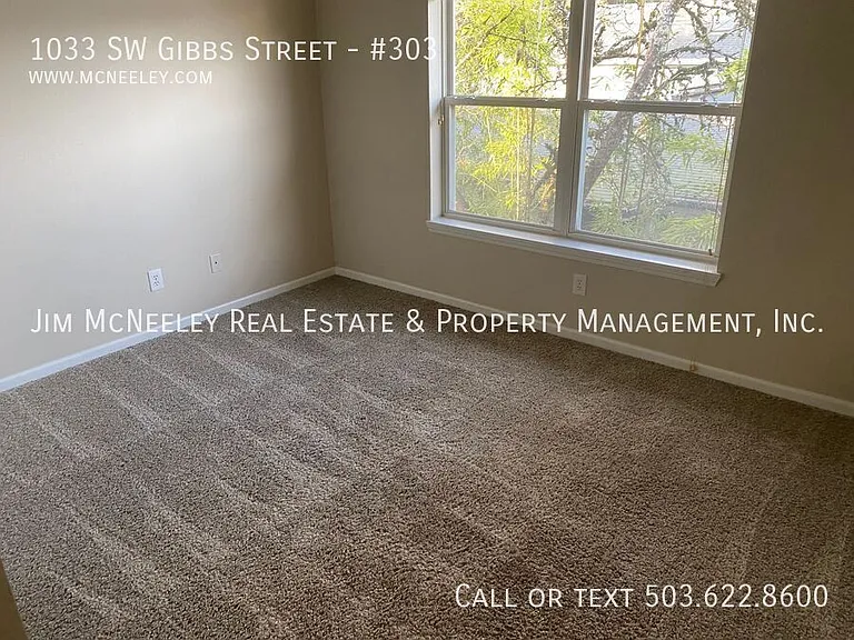 1033 SW Gibbs St #303 — Photo 17