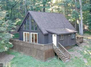 365 Brumbaugh Ln, Hedgesville, WV 25427