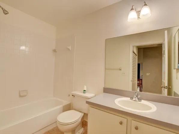 499 Hardwood Pl, Boca Raton, FL 33431