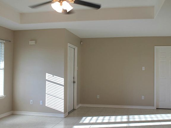3rd image of 2310 Kazmir Dr